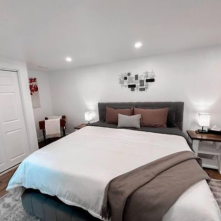 The Victoria Suite In Elora- King Bed Εξωτερικό φωτογραφία